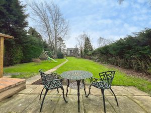 Photo 32- click for photo gallery